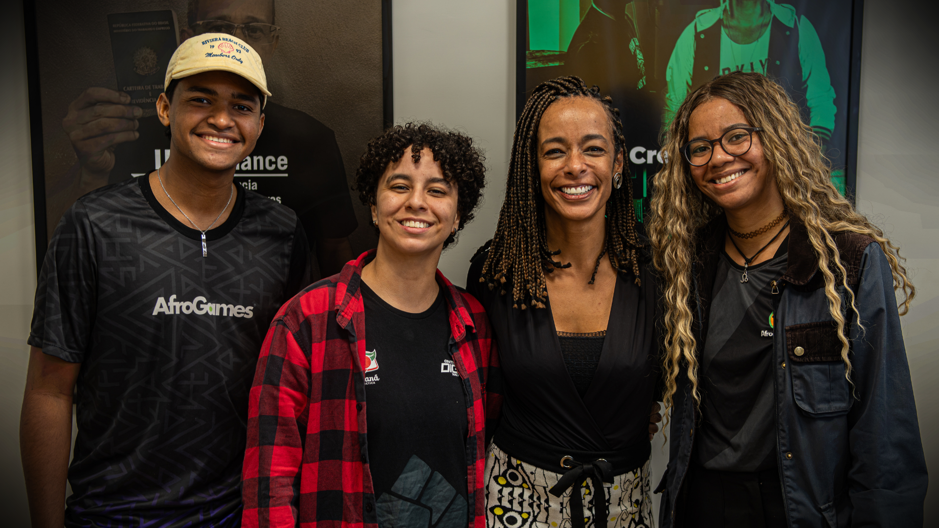 Alinne Prado capacita educadores do AfroGames